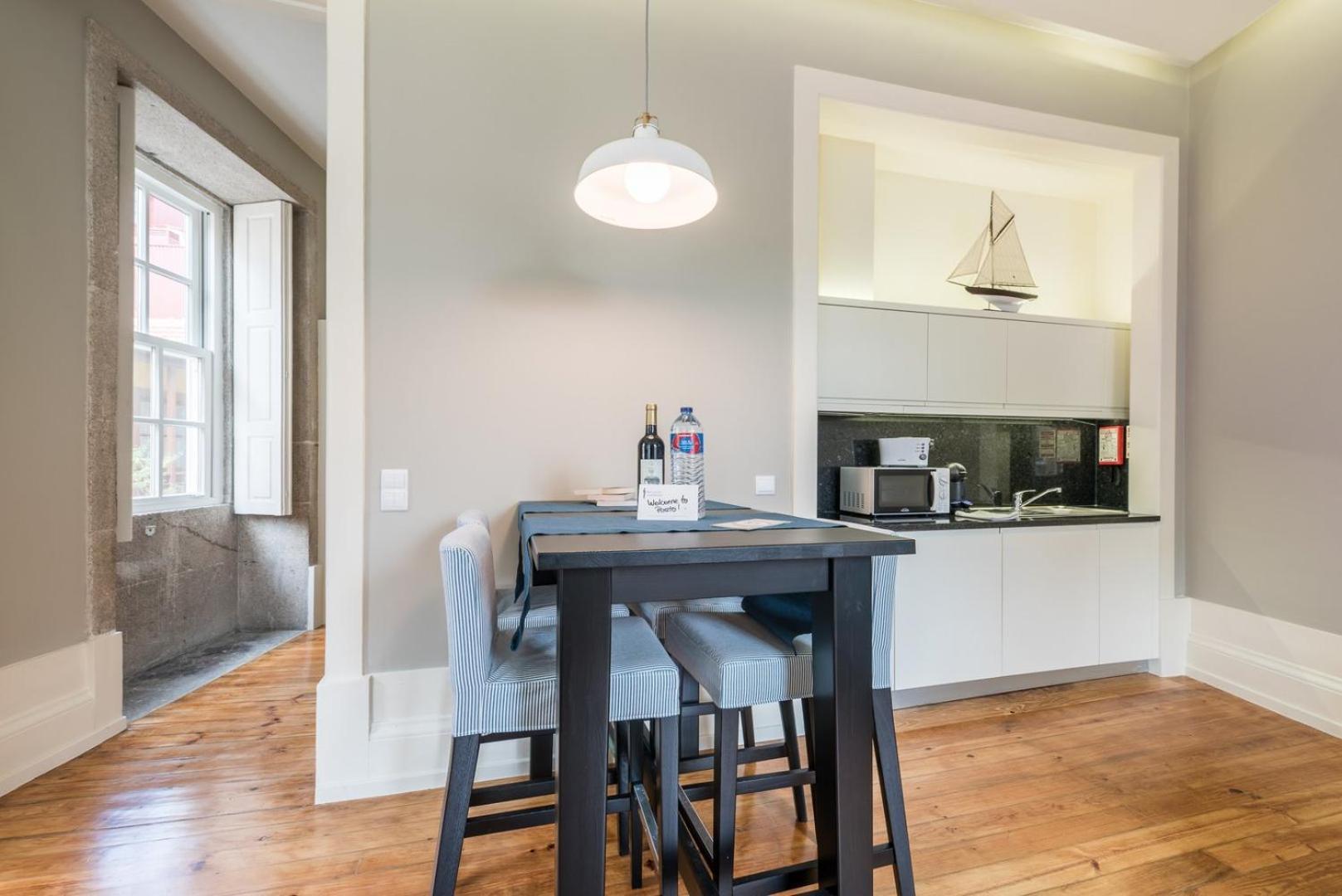 Guestready - Chic Retreat In The Heart Of Porto Apartment ภายนอก รูปภาพ