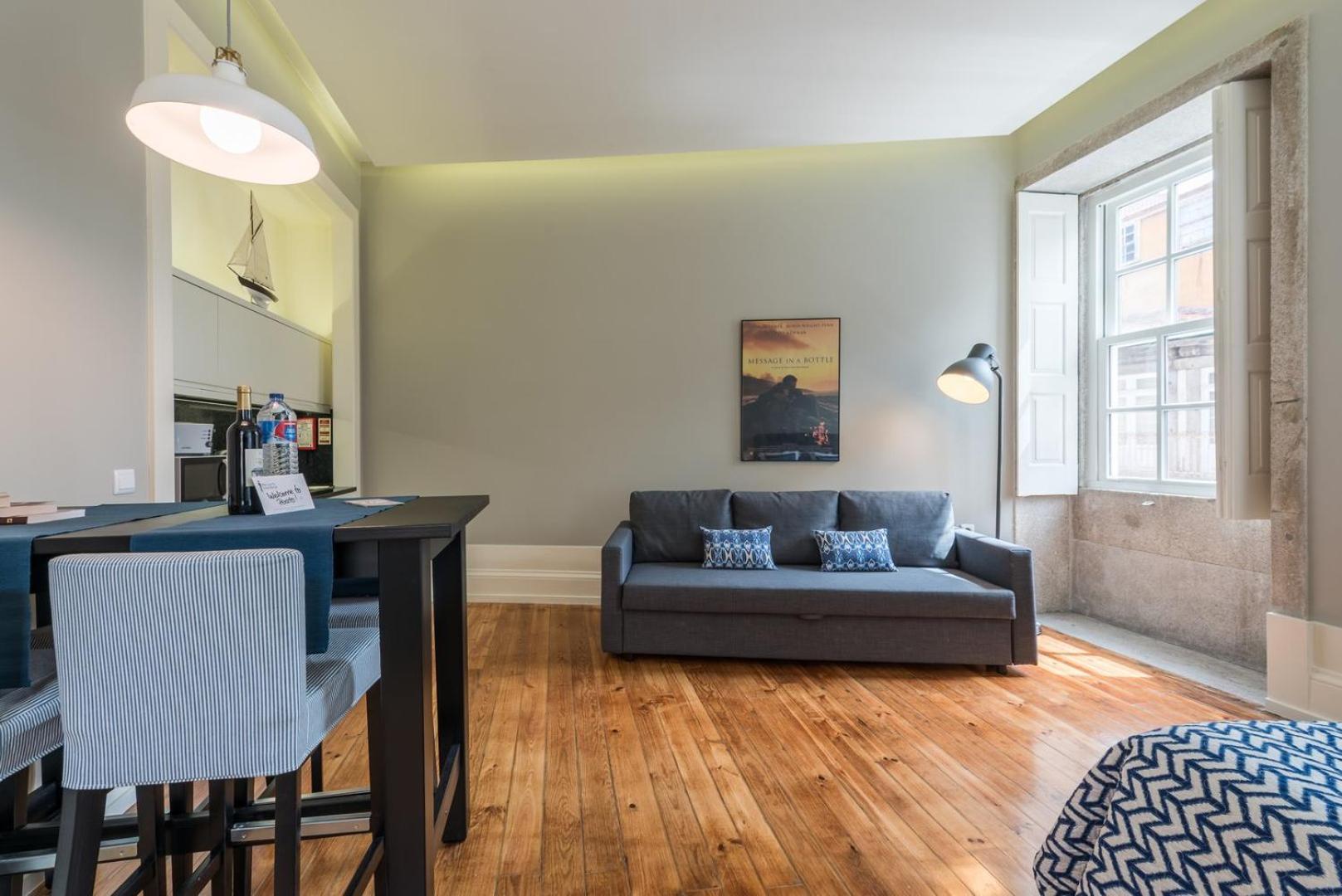 Guestready - Chic Retreat In The Heart Of Porto Apartment ภายนอก รูปภาพ