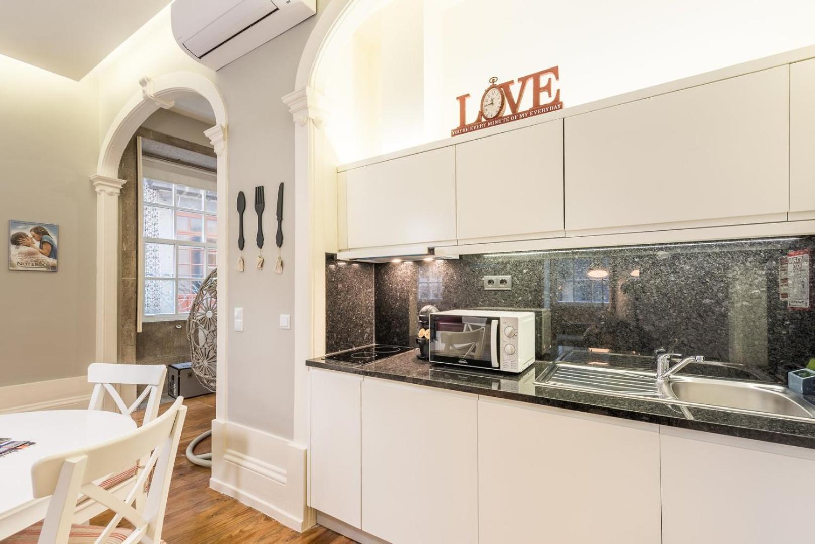 Guestready - Chic Retreat In The Heart Of Porto Apartment ภายนอก รูปภาพ