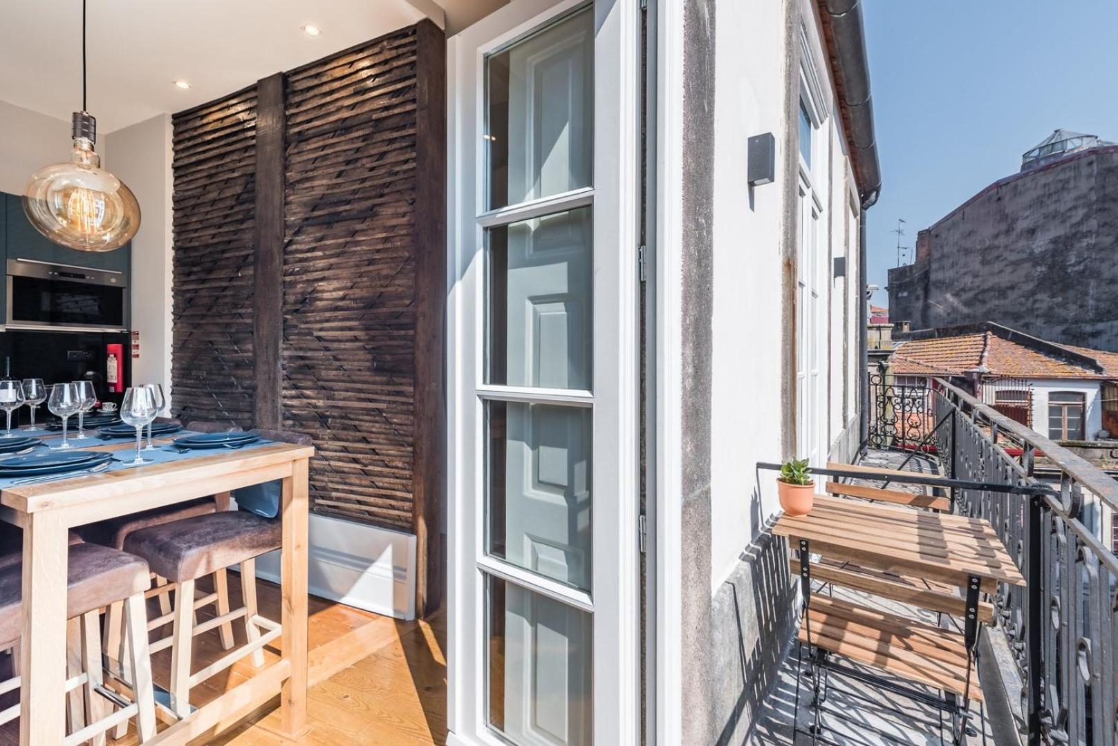 Guestready - Chic Retreat In The Heart Of Porto Apartment ภายนอก รูปภาพ